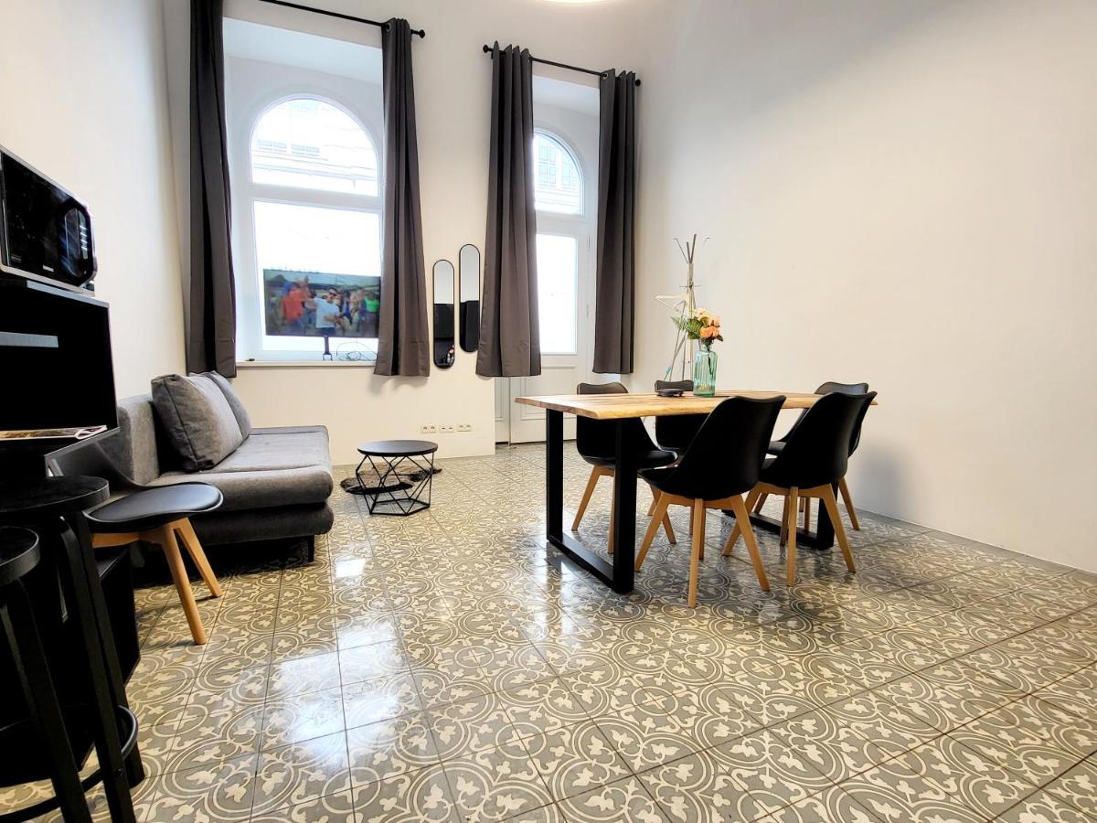 City Apartment Schotten Wina Bagian luar foto